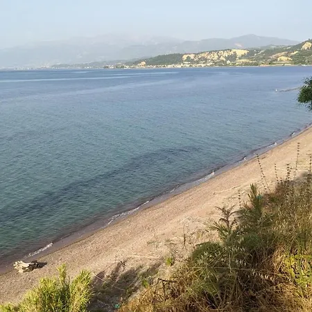 キャンプ場 Happy Camp Mobile Homes In Golden Sunset *