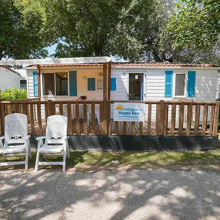 Happy Camp Mobile Homes In Golden Sunset * Alissos