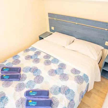 Happy Camp Mobile Homes In Golden Sunset Kamp alanı *